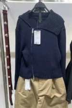 Women's sweater with zipper ribbed collar irregular knitted top stylish design for autumn casual wear - Image 4